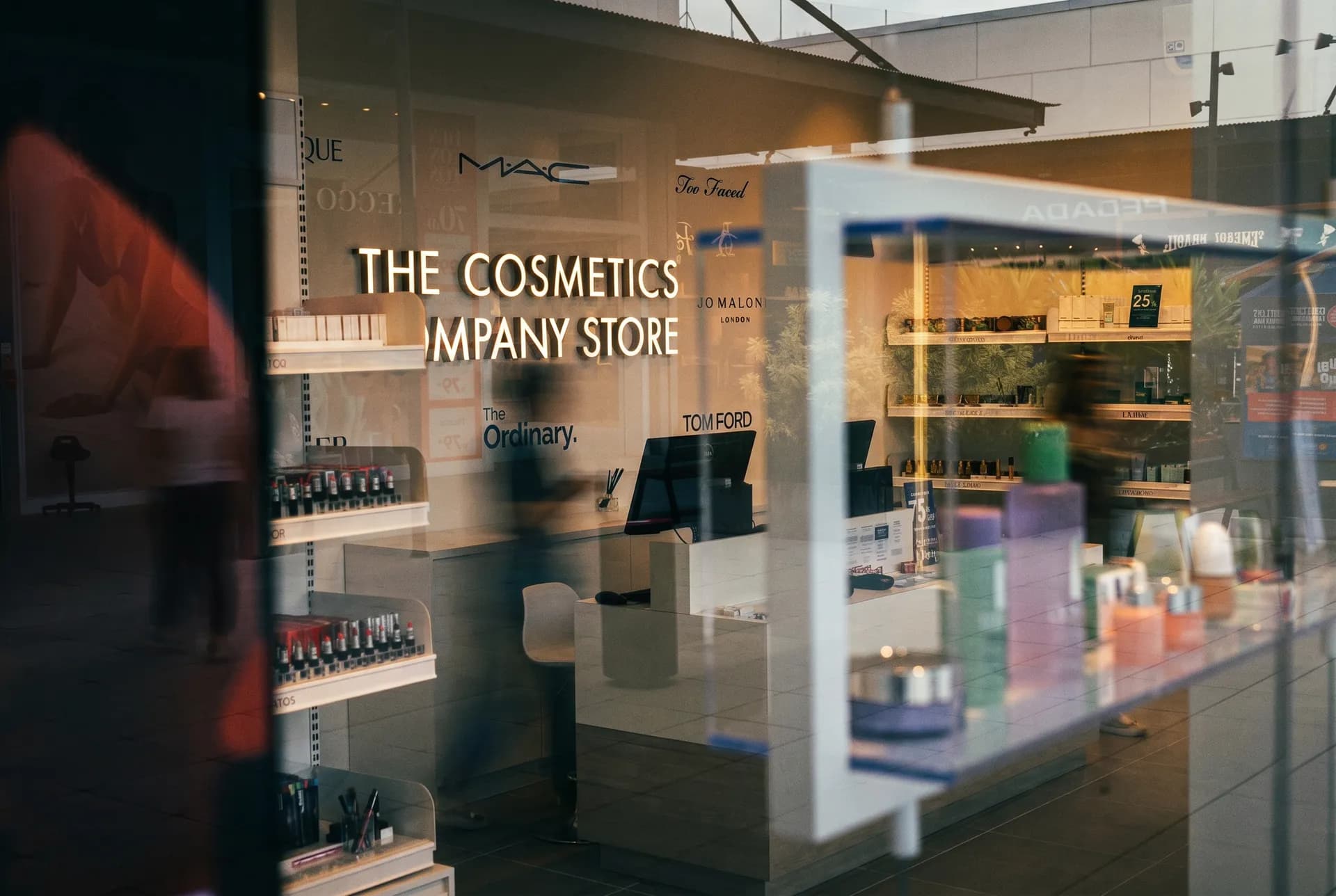 Estée Lauder — Retrofit de Marca — registro 10
