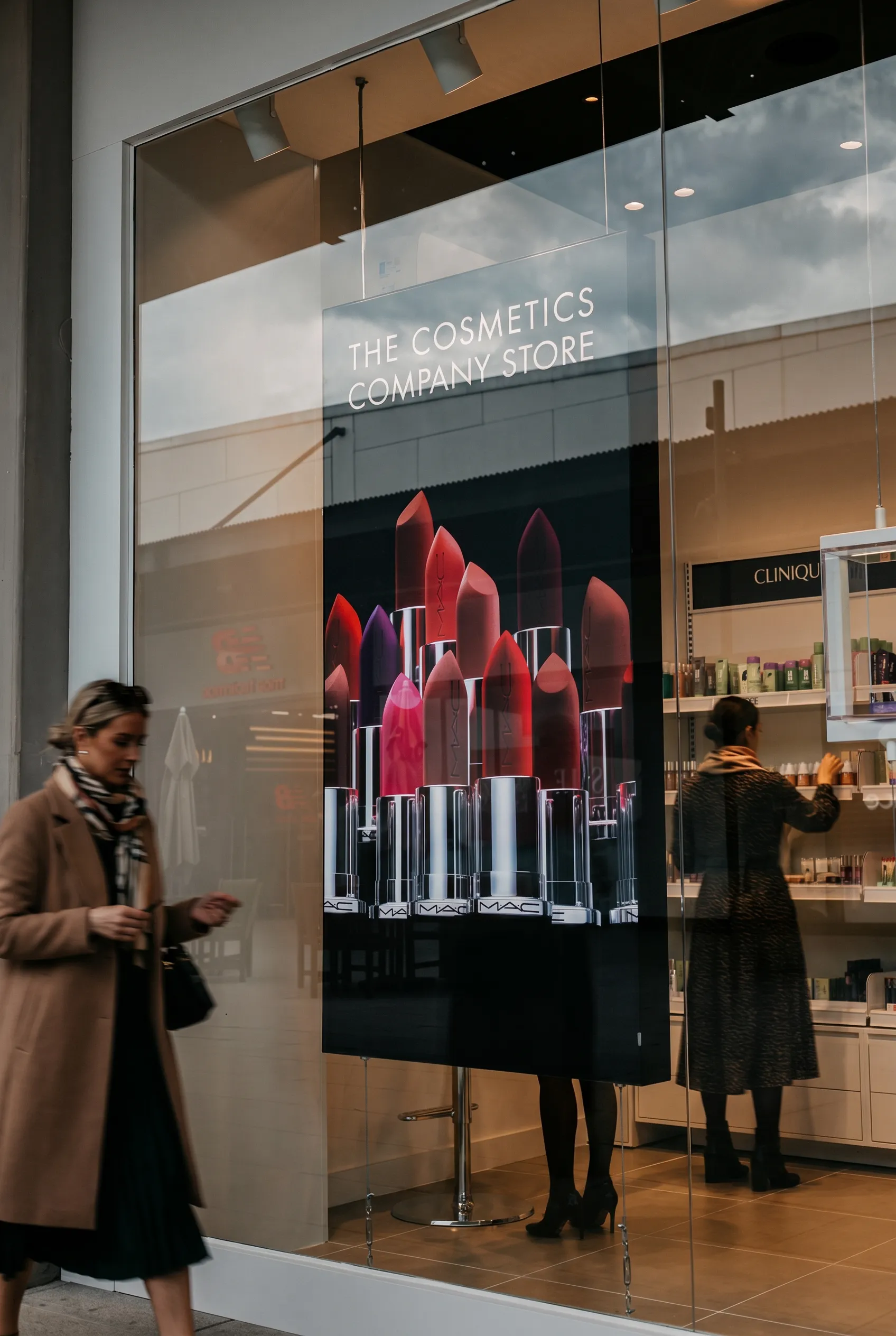 Estée Lauder — Retrofit de Marca — registro 16